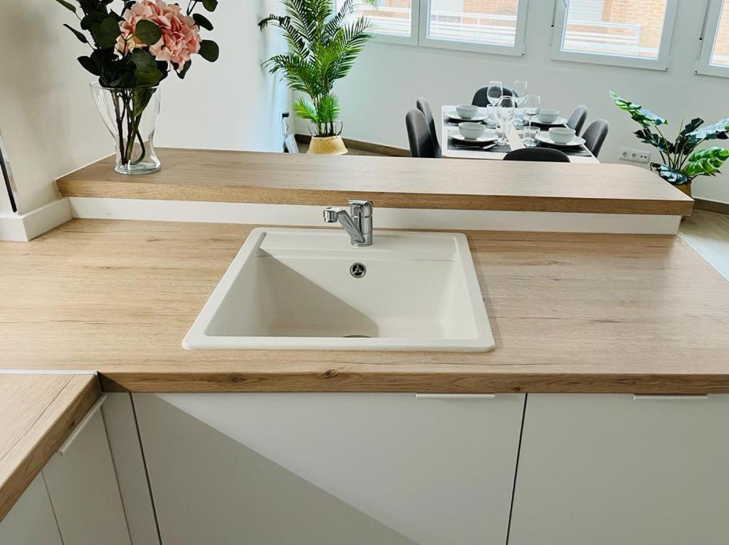 Apartamento Turistico Clavellinas IV Caces エクステリア 写真